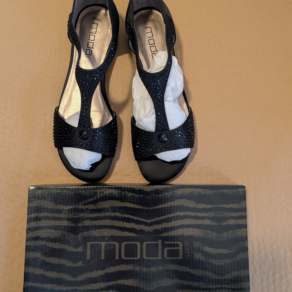 Moda Black Women's Sandals